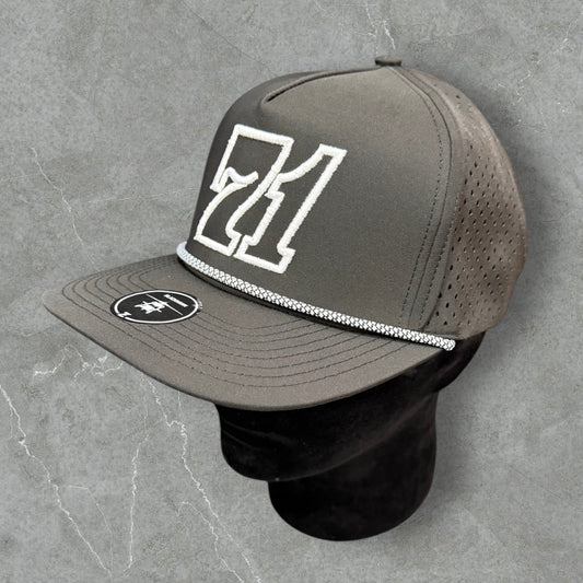 71 Black/White Rope Hat